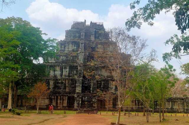 Koh Ker, la piramide perdida Koh ker, la piramide perdida